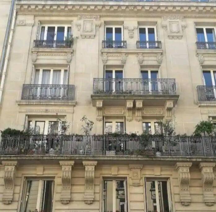 Sorbonne Notre Dame Joli Nid Calme Clair Type Pied Notre Dame * Parijs